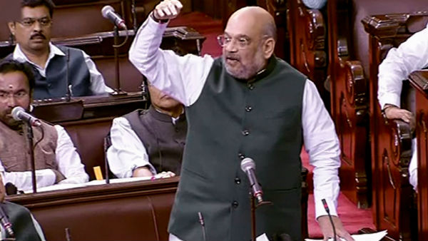 বিজেপির বিরুদ্ধে তোপ দাগেন বিরোধীরা