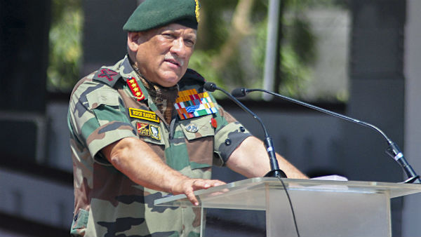 সেনার প্রশংসায় রাওয়াত