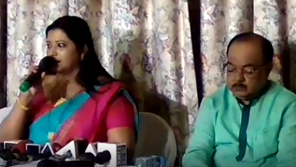 কেন ইস্তফা গৃহীত ১২ দিন পর, ধন্দ