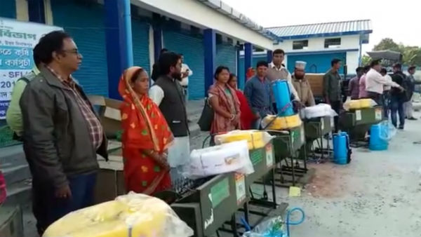 উত্তর দিনাজপুরের কৃষকদের হাতে উন্নত মানের যন্ত্রাংশ উত্তর দিনাজপুরের কৃষকদের হাতে উন্নত মানের যন্ত্রাংশ