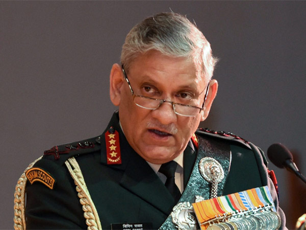 ভারতীয় সেনার প্রথম চিফ অউ ডিফেন্স স্টাফ হলেন জেনারেল বিপিন রাওয়াত ভারতীয় সেনার প্রথম চিফ অউ ডিফেন্স স্টাফ হলেন জেনারেল বিপিন রাওয়াত
