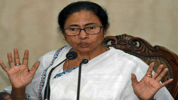 বিজেপির এজেন্ট বলে আক্রমণ