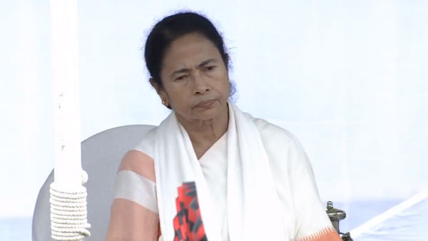 বিজেপির দালাল বলে অভিযোগ মমতার