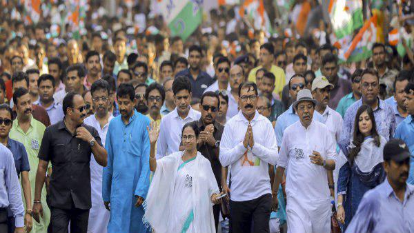জয়ের জন্য ধন্যবাদ জানাতে খড়্গপুর সফরে যাচ্ছেন মুখ্যমন্ত্রী জয়ের জন্য ধন্যবাদ জানাতে খড়্গপুর সফরে যাচ্ছেন মুখ্যমন্ত্রী