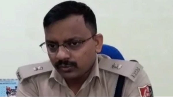 এটিএম কেটে টাকা লুঠ, জলপাইগুড়িতে গ্রেফতার ১ এটিএম কেটে টাকা লুঠ, জলপাইগুড়িতে গ্রেফতার ১