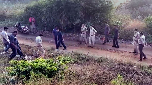 ২৭ নভেম্বর ঘটে নৃশংস ঘটনাটি