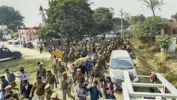 নির্যাতিতাকে পুড়িয়ে হত্যা