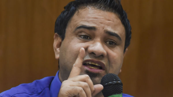পরে অভিযোগ থেকে নিস্তার পান