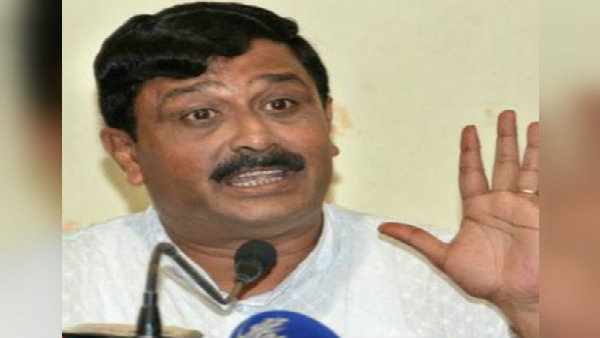 আদি বিজেপি নেতারা দলে বিদ্রোহ শুরু করেছেন