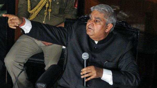 শিক্ষাকে বন্দি করা হচ্ছে,যাদবপুর নিয়ে ক্ষোভ উজার করলেন রাজ্যপাল শিক্ষাকে বন্দি করা হচ্ছে,যাদবপুর নিয়ে ক্ষোভ উজার করলেন রাজ্যপাল