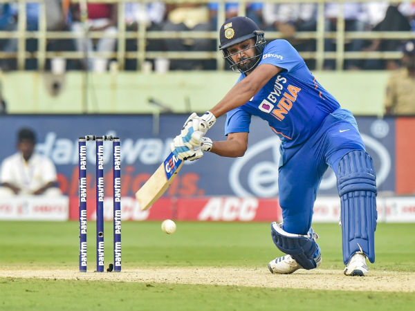 সৌরভ, সচিন, লারাকে ছাপিয়ে যাওয়ার হাতছানি হিটম্যানের সামনে সৌরভ, সচিন, লারাকে ছাপিয়ে যাওয়ার হাতছানি হিটম্যানের সামনে