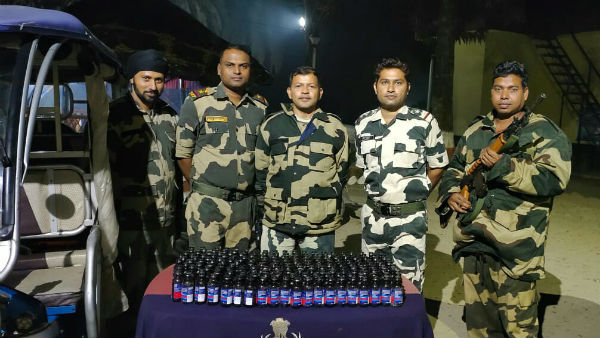 সীমান্তে অভিনব পাচারের চেষ্টা রুখল সীমান্তরক্ষী বাহিনী সীমান্তে অভিনব পাচারের চেষ্টা রুখল সীমান্তরক্ষী বাহিনী