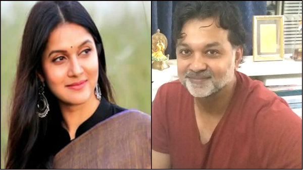 আজ সন্ধ্যায় রেজিস্ট্রি