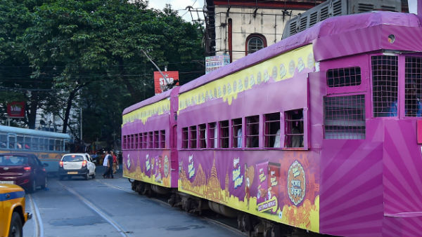 বেসরকারি বাসের সংকট কাটাতে কলকাতায় চলবে অতিরিক্ত ট্রাম বেসরকারি বাসের সংকট কাটাতে কলকাতায় চলবে অতিরিক্ত ট্রাম