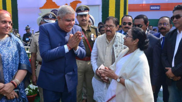 রাজভবনে চায়ের নিমন্ত্রণে সাড়া মুখ্যমন্ত্রী