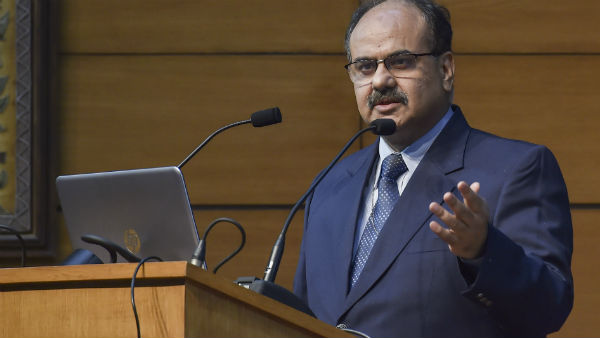 অজয় ভূষণ পাণ্ডে, রাজস্ব সম্পাদক