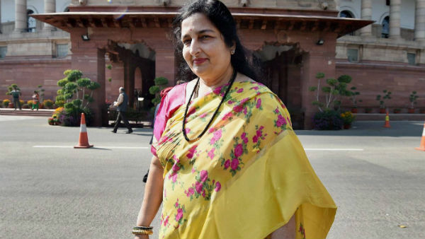 ‘আমি অনুরাধা পাড়োয়ালের মেয়ে’, দাবি কেরলের ৪৫ বছরের মহিলার ‘আমি অনুরাধা পাড়োয়ালের মেয়ে’, দাবি কেরলের ৪৫ বছরের মহিলার
