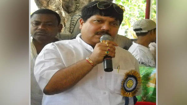রেলের জমিতে পাট্টা দেওয়ার সিদ্ধান্তের সমালোচনা