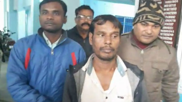 উত্তরপ্রদেশে খুনে অভিযুক্তকে রায়গঞ্জ থেকে গ্রেফতার উত্তরপ্রদেশে খুনে অভিযুক্তকে রায়গঞ্জ থেকে গ্রেফতার