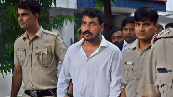 প্রধানমন্ত্রীর 'মন কি বাত' নিয়ে কটাক্ষ