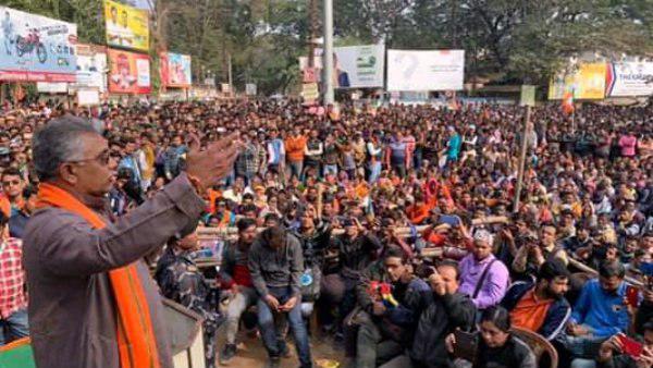 দিলীপ জবাব দিতে কুণ্ঠা করলেন না কৈলাশকে