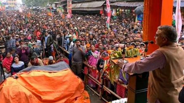 মমতা বন্দ্যোপাধ্যায়কে একাধিক ইস্যুতে তোপ দিলীপ ঘোষের মমতা বন্দ্যোপাধ্যায়কে একাধিক ইস্যুতে তোপ দিলীপ ঘোষের