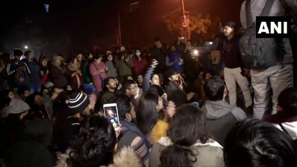 ঘটনার প্রেক্ষিতে জেএনইউ-এর ছাত্র সংসদ বিবৃতি