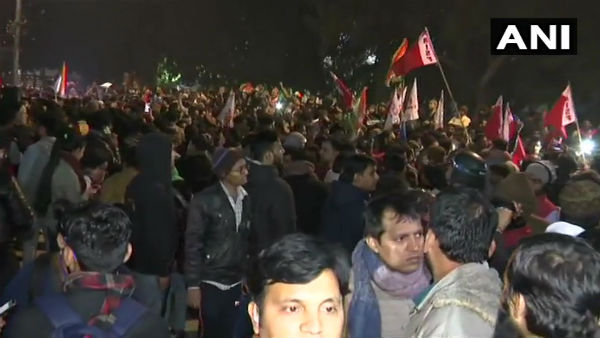 ঘটনার সূত্রপাত