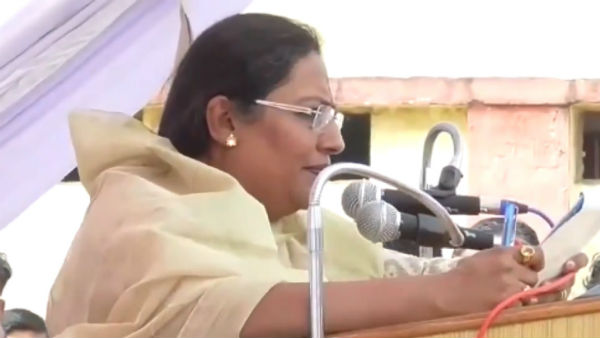 ক্ষমতায় সবে এসেছি, পকেট ভরা এখনও বাকি, জনসভায় অকপট মন্ত্রী ক্ষমতায় সবে এসেছি, পকেট ভরা এখনও বাকি, জনসভায় অকপট মন্ত্রী