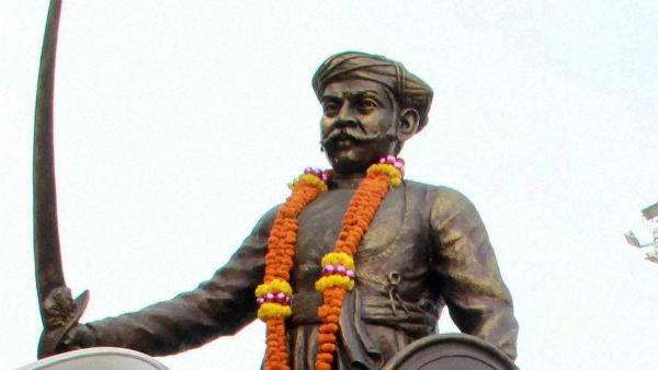 ছত্রপতি শিবাজির স্মৃতিশৌধ সমুদ্রে নয় বরং জমিতে গড়া উচিত, দাবি মারাঠা সম্প্রদায়ের ছত্রপতি শিবাজির স্মৃতিশৌধ সমুদ্রে নয় বরং জমিতে গড়া উচিত, দাবি মারাঠা সম্প্রদায়ের