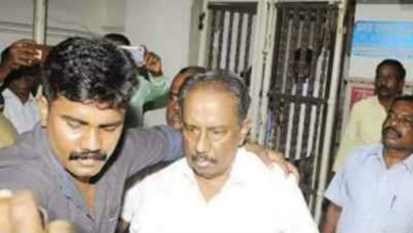 বিজেপির বিক্ষোভের পরেই গ্রেফতার তামিল লেখক