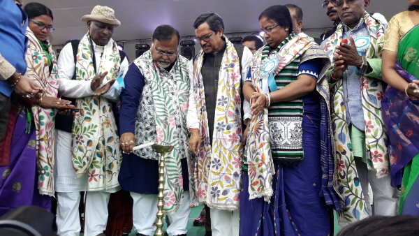 ঝাড়গ্রাম বিশ্ববিদ্যালয়ের কাজে অগ্রগতি নেই, ক্ষুব্ধ শিক্ষামন্ত্রী ঝাড়গ্রাম বিশ্ববিদ্যালয়ের কাজে অগ্রগতি নেই, ক্ষুব্ধ শিক্ষামন্ত্রী