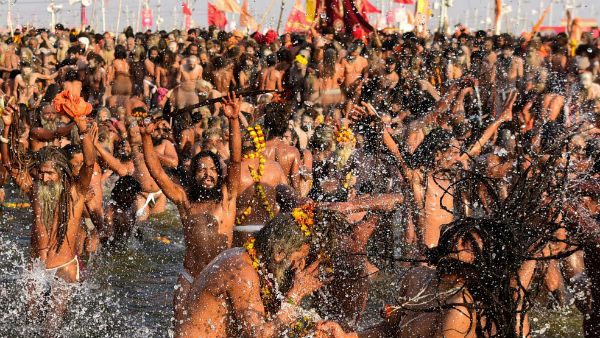 গঙ্গাসাগর মেলা এবার প্লাস্টিক মুক্ত, এগিয়ে এল স্বেচ্ছাসেবী সংগঠনগুলি গঙ্গাসাগর মেলা এবার প্লাস্টিক মুক্ত, এগিয়ে এল স্বেচ্ছাসেবী সংগঠনগুলি