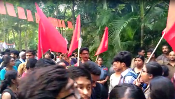 গণ ইস্তফায় স্বাক্ষর ৩১ জন কমরেডের