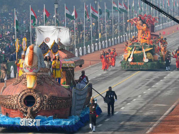 ২০২০ প্রজাতন্ত্র দিবস: এবার বাংলার প্রতিবেশী রাজ্যের ট্যাবলো বাতিল! ২০২০ প্রজাতন্ত্র দিবস: এবার বাংলার প্রতিবেশী রাজ্যের ট্যাবলো বাতিল!