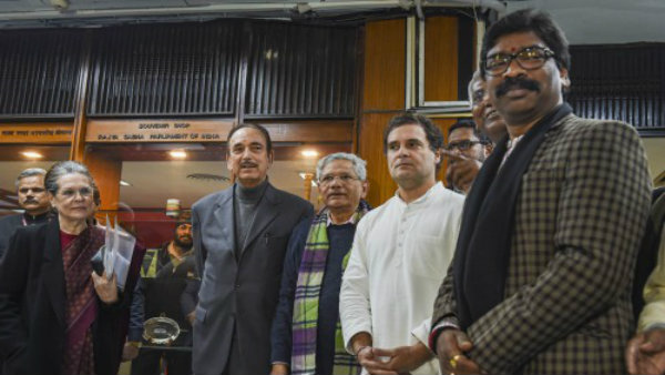 দিল্লিতে কংগ্রেসের ডাকা বৈঠকে অনুপস্থিত ৬ দল