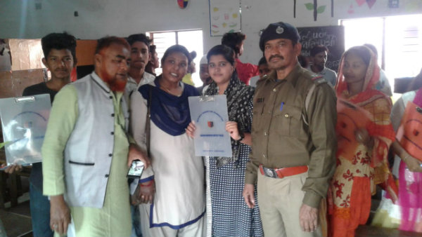 মাও উপদ্রুত এলাকায় মাধ্যমিক পরীক্ষার্থীদের পাশে পশ্চিম মেদিনীপুর জেলা পুলিশ মাও উপদ্রুত এলাকায় মাধ্যমিক পরীক্ষার্থীদের পাশে পশ্চিম মেদিনীপুর জেলা পুলিশ