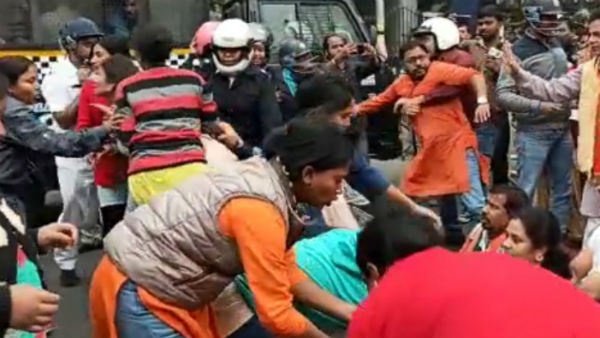 অবরোধে বিজেপি কর্মীরা