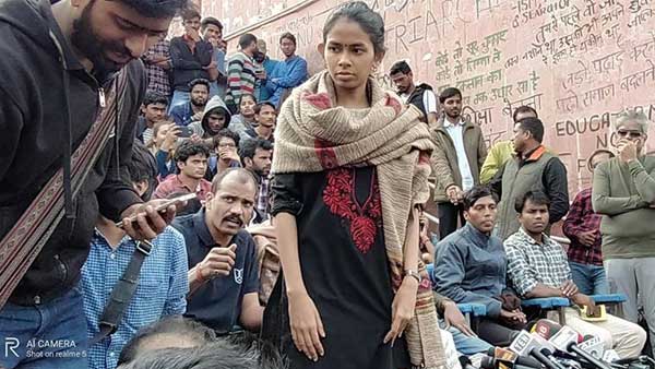 'ঐশীর জনপ্রিয়তায় ভয় পেয়েছে তৃণমূল'