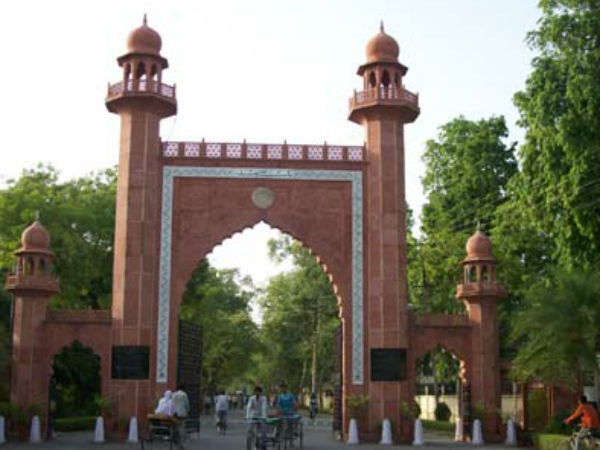 সুমাইয়া ও ফৌজিয়া সহ আটক ১৫০