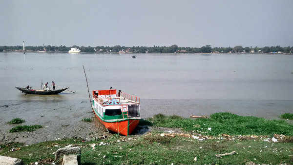 ২৬টি ফেরি ঘাটে বসতে চলেছে স্মার্ট গেট ২৬টি ফেরি ঘাটে বসতে চলেছে স্মার্ট গেট