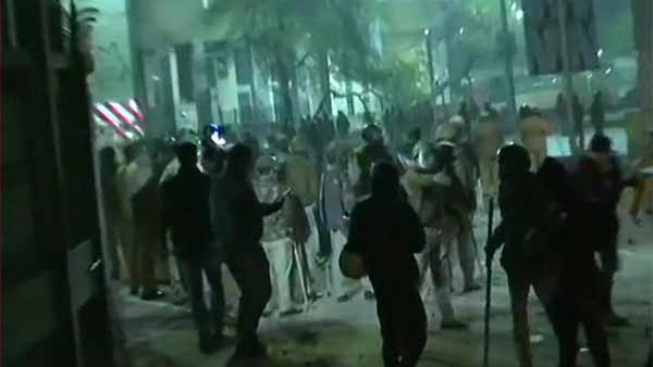 কোনপথে প্রশাসন?