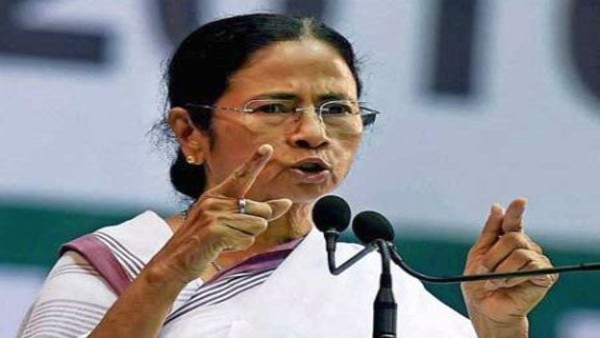 দিল্লিতে শান্তি ফেরানোর আর্জি
