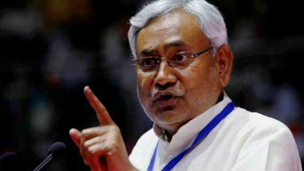 পরিযায়ী শ্রমিকদের নিয়ে বিহার পুলিশের চিঠিতে অস্বস্তিতে নীতীশ পরিযায়ী শ্রমিকদের নিয়ে বিহার পুলিশের চিঠিতে অস্বস্তিতে নীতীশ