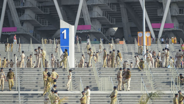 মতেরা স্টেডিয়ামেই বক্তব্য রাখবেন মোদী