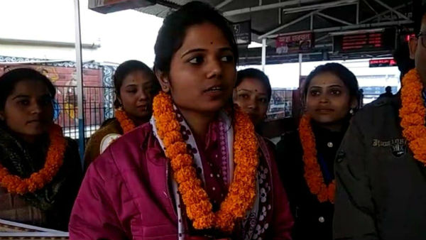 নারীশক্তি থিমের প্রতিযোগিতায় দেশের মধ্যে প্রথম হল পশ্চিমবঙ্গ নারীশক্তি থিমের প্রতিযোগিতায় দেশের মধ্যে প্রথম হল পশ্চিমবঙ্গ