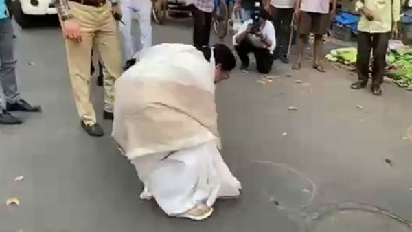 হেনস্থার শিকার হয়েছেন সাধারণ মানুষ