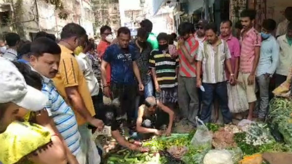 কাঁচামাল মজুত করতে হিড়িক কলকাতাবাসীর
