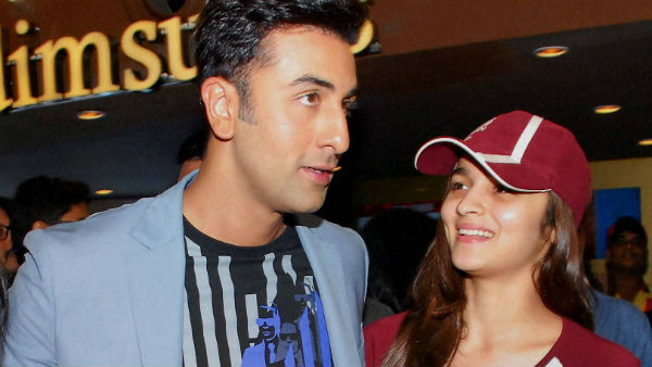 আলিয়া–রনবীরের চুম্বন দৃশ্য ফাঁস হয়ে গেল, জানুন কিভাবে আলিয়া–রনবীরের চুম্বন দৃশ্য ফাঁস হয়ে গেল, জানুন কিভাবে