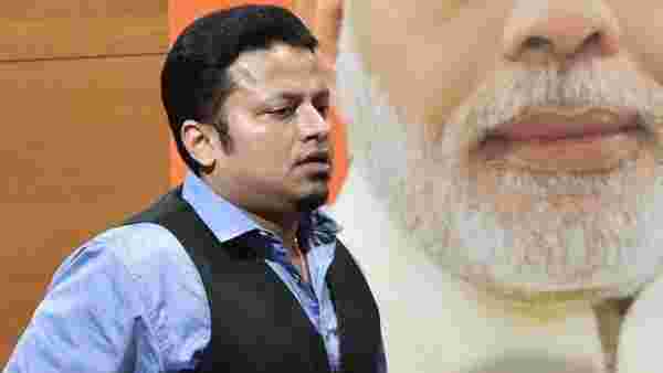 খিদিরপুরের জায়গায় মুম্বইয়ের ভিডিও